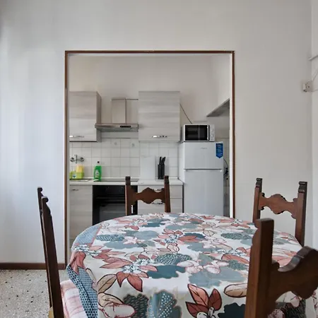 Cozy Miranese Venice